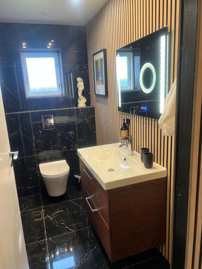 Storre Luksus Hus Ved Assens Appartement Buitenkant foto